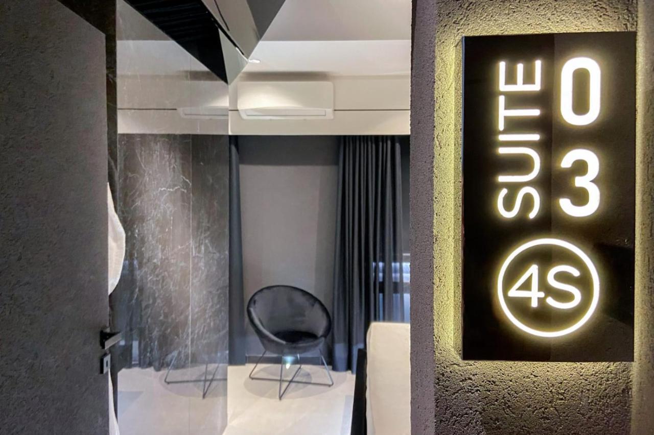 4 Suites " Unconventional Living Rooms " Catania Exterior photo